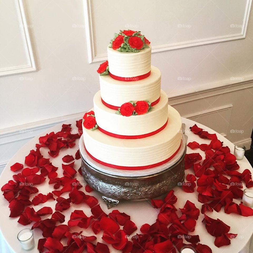 Wedding cake
