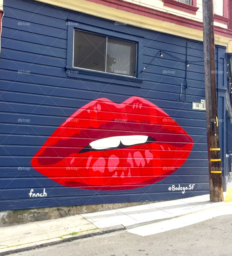 Mural of lips in San Francisco, California 
