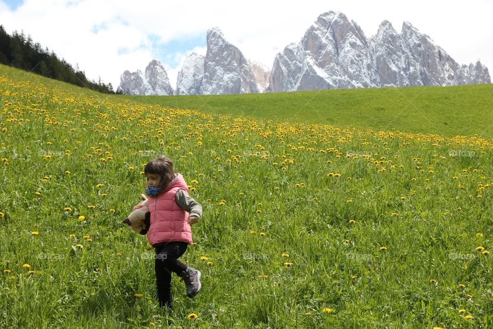 Child in mountain 