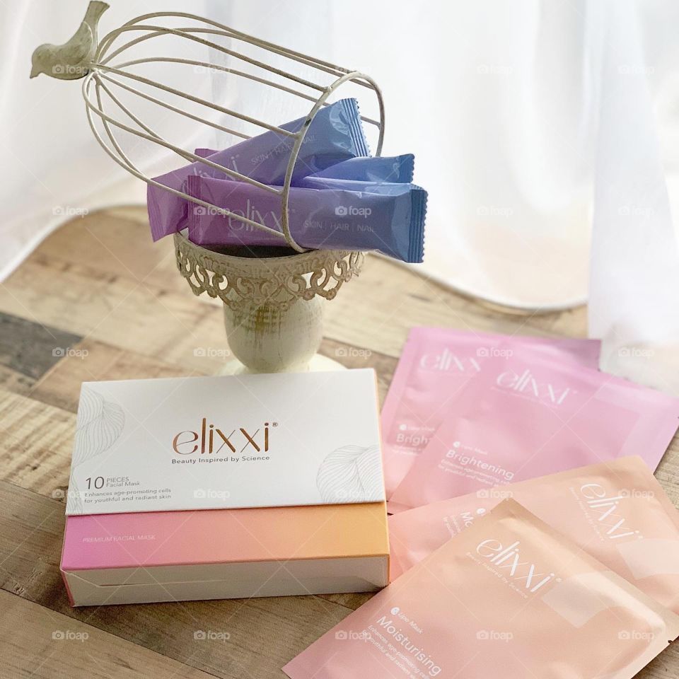 Elixxi beauty drink, hydrogel eye mask, face mask for self love and self care regime 