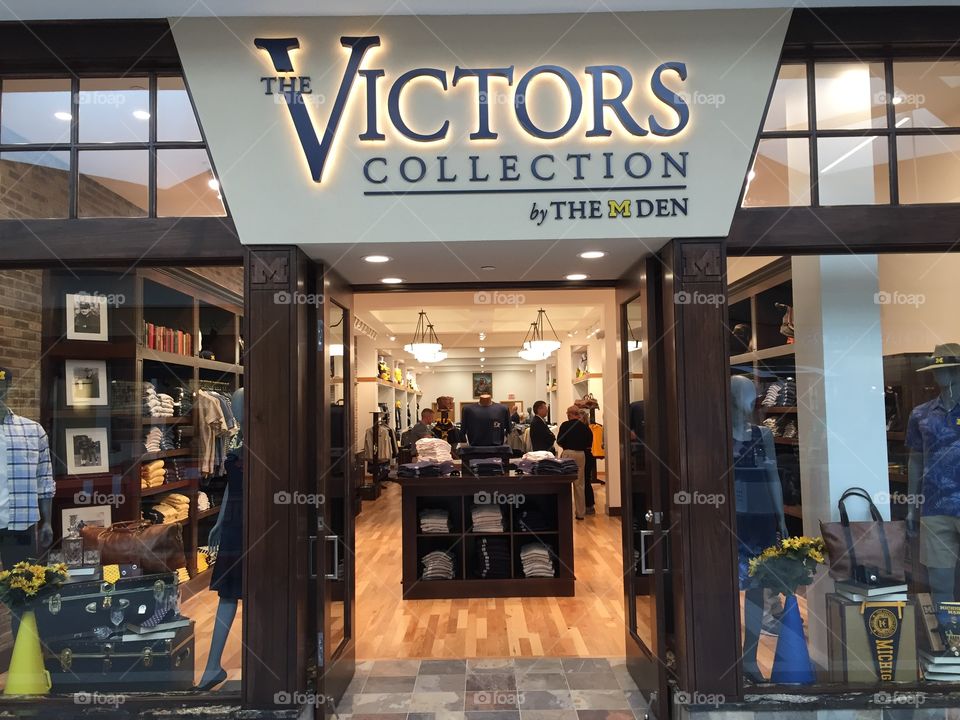 Victors Collection @ Briarwood Mall Ann Arbor