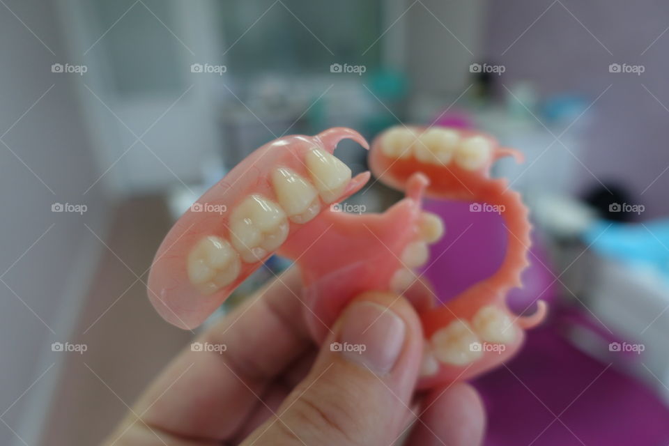 Dental dentures