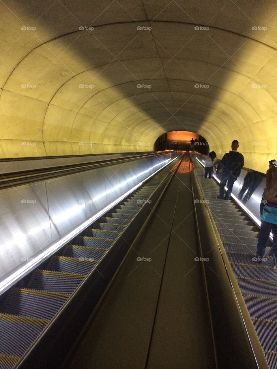 DC escalator 