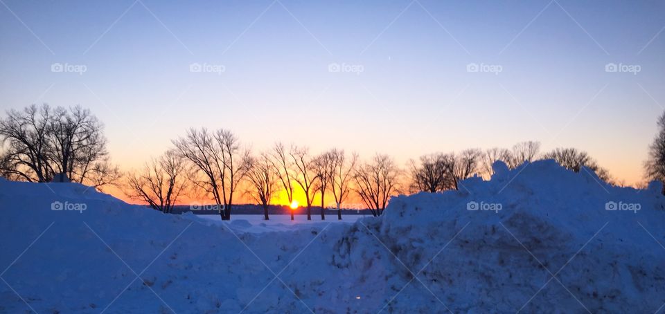 Frozen Lake sunset 