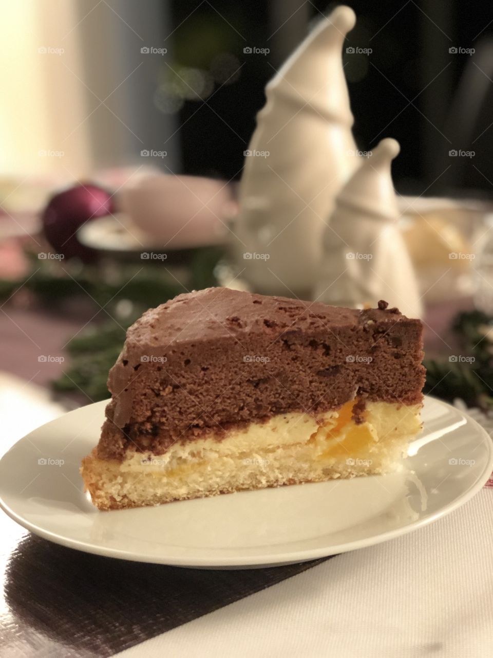 christmas table with cake