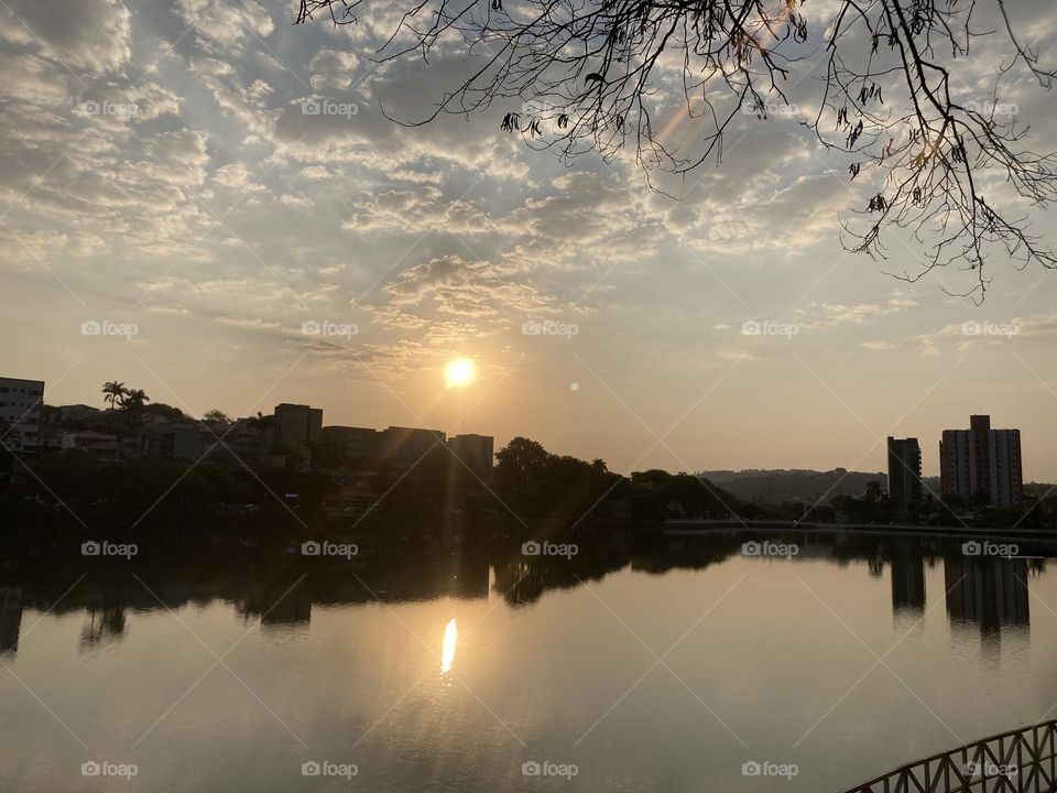 🌇🇺🇸 An extremely beautiful sunset in Jundiaí, interior of Brazil. Cheer the nature! / 🇧🇷 Um entardecer extremamente bonito em Jundiaí, interior do Brasil. Viva a natureza! 