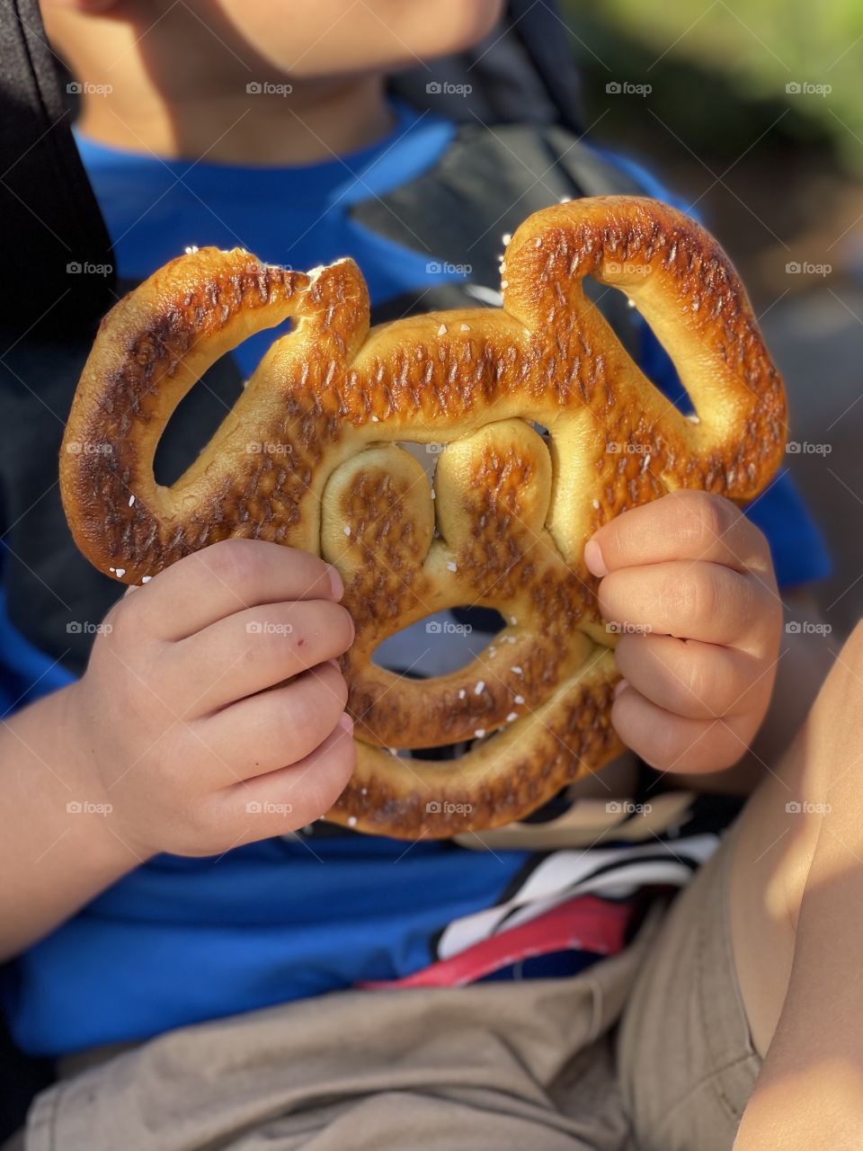 Mickey Pretzel 