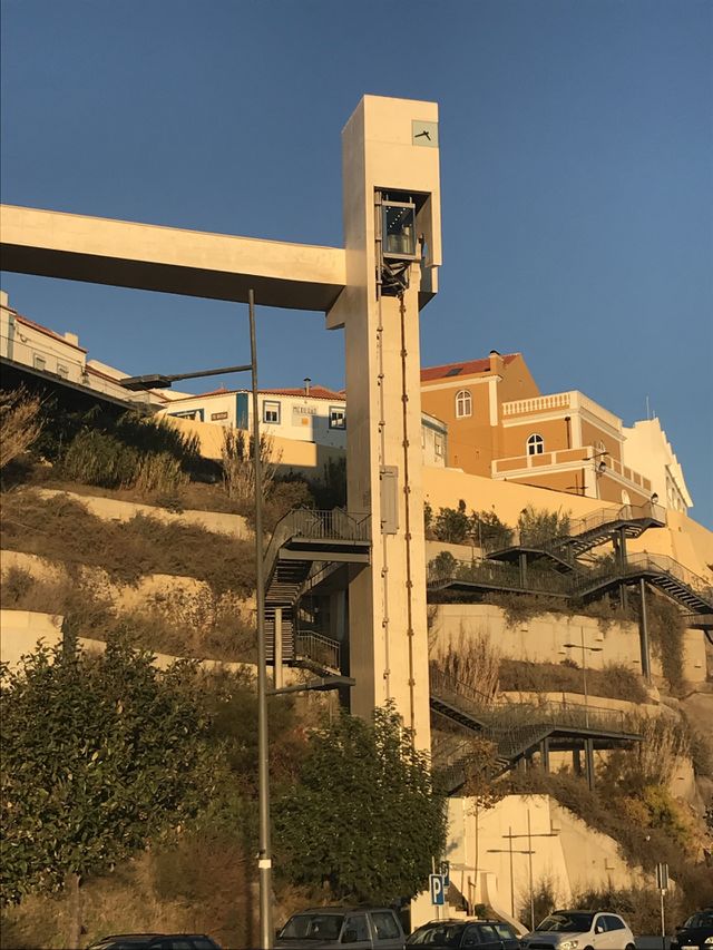 Sines, elevador 