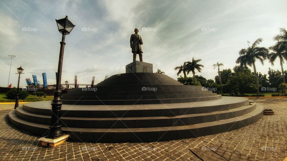 statue of Jose Rizal