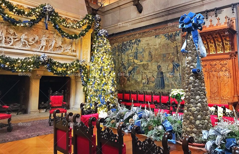 Castle dining hall at Christmas 