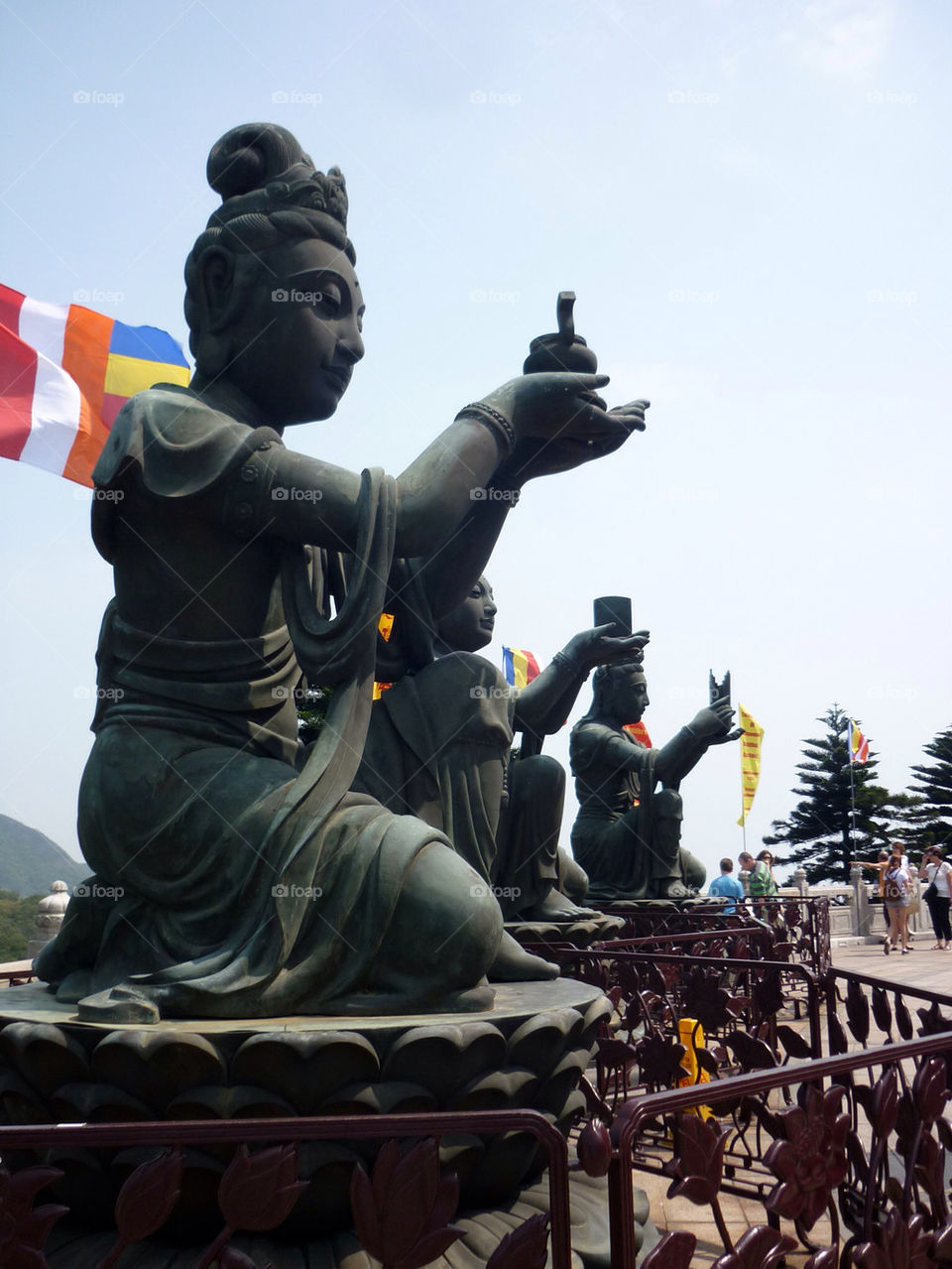 buddha temple hong kong by rainaleon
