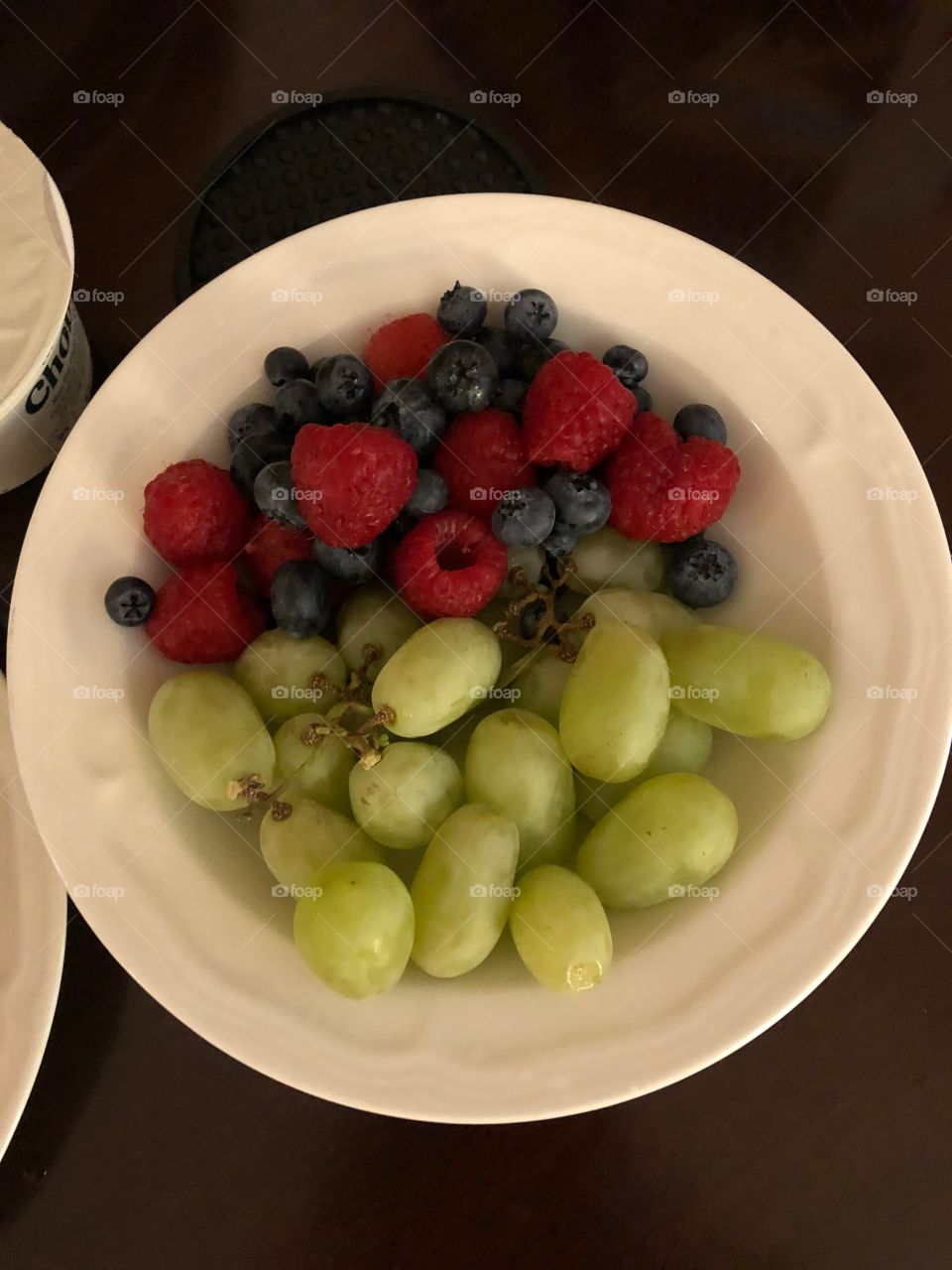 Fresh berries and grapes! Healthy snacks for family! 