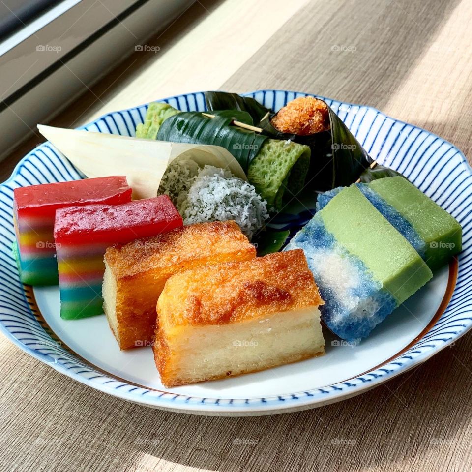 Books colours Christmas playdough fun kids children cutter play elements playlist parents rainbow playroom food desserts snacks nostalgia traditional kueh yummy foodie 