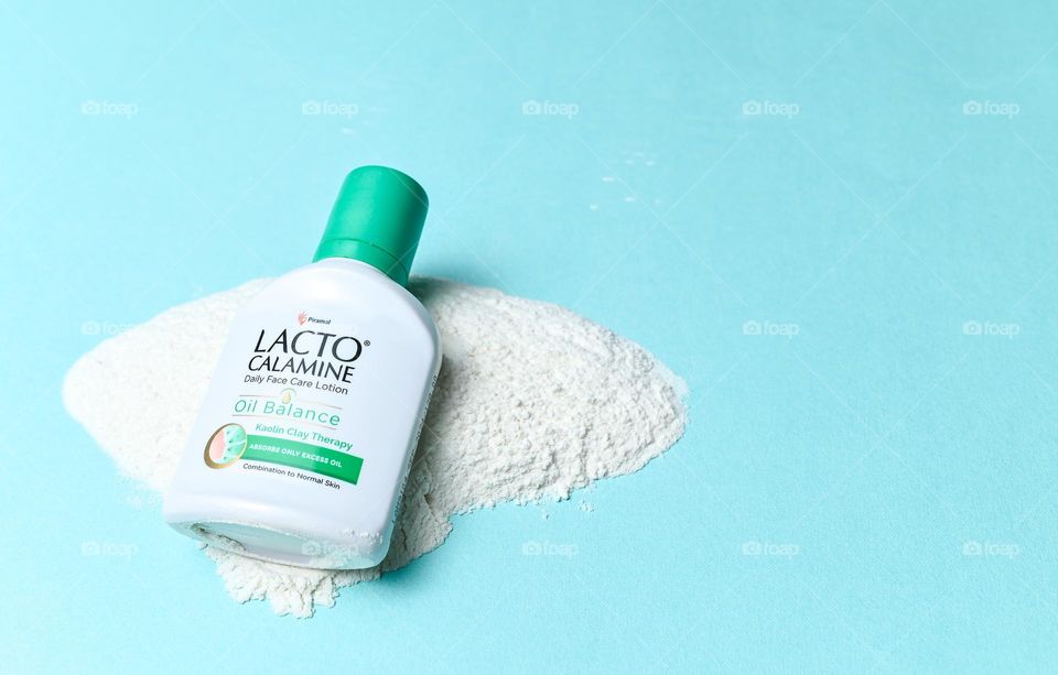 Lactose Calamine daily face care lotion, oil balance. Kaolin clay therapy