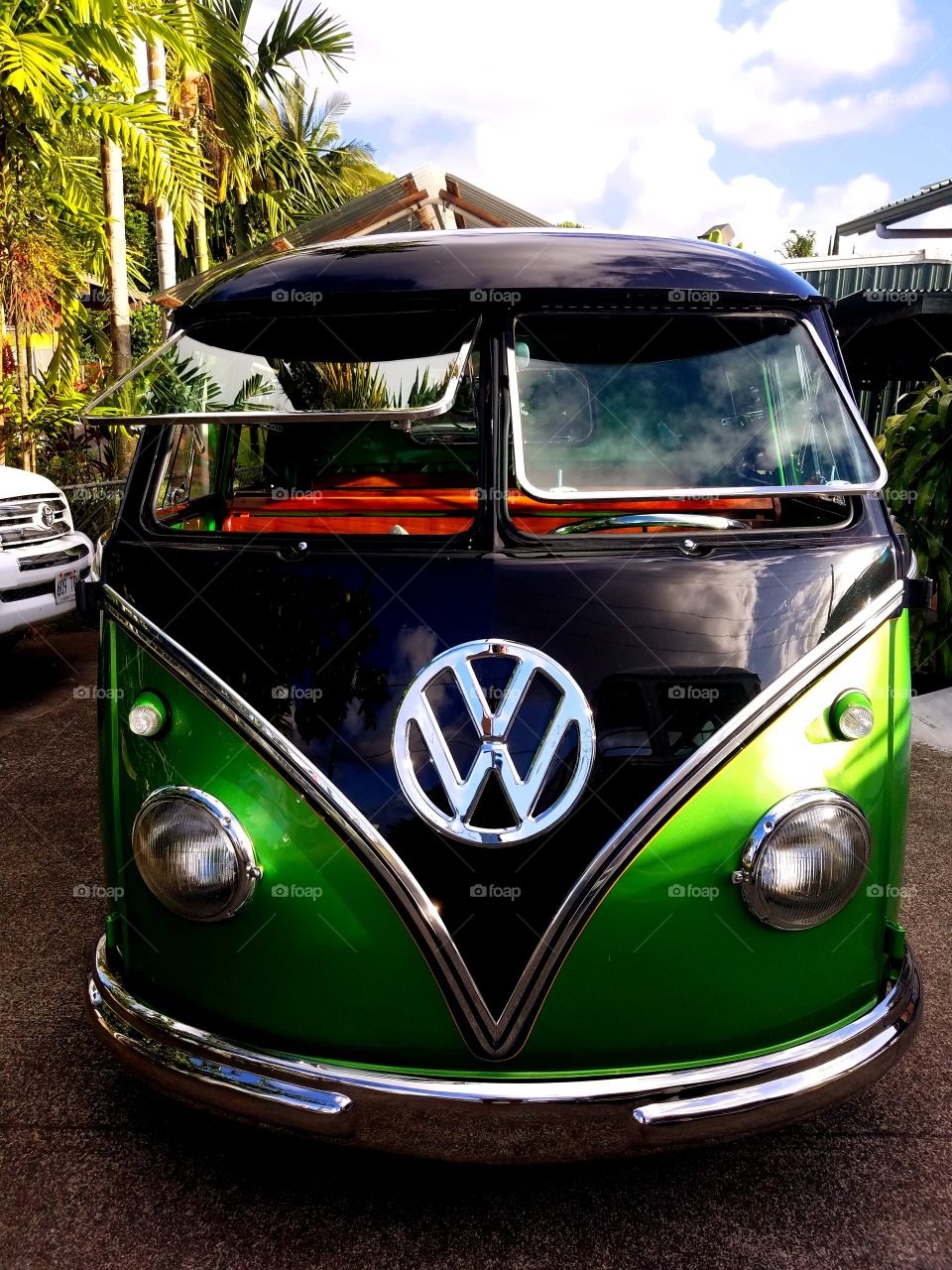 1964 Volkswagen extended cab pick up truck restored so beautifully with Hawaiian Koa                                wood. Big Island small world