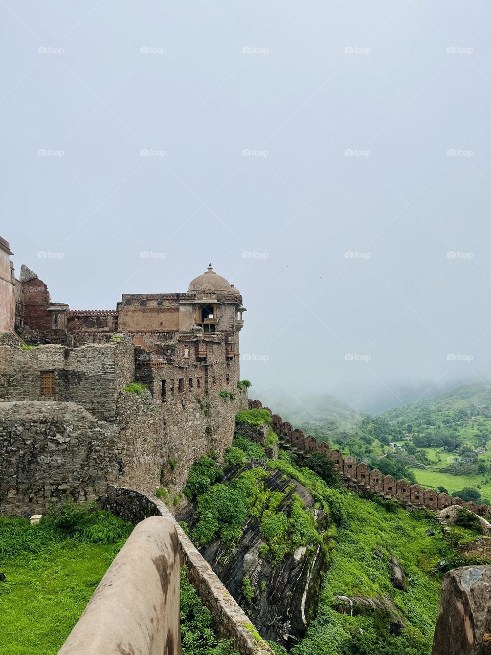 Kumbhalgarh fort at its best climate