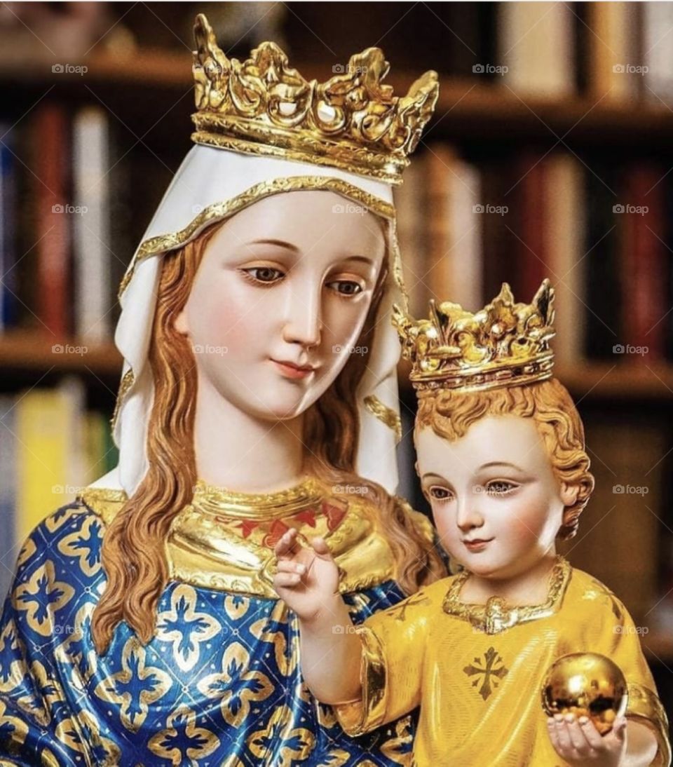 🙏 🇪🇸 Oh Maria, ruega por nosotros que recurrimos a ti.  Amén.  🇧🇷 Ó Maria, Nossa Senhora, rogai por nós que recorremos a vós. Amém. / 🇺🇸 O Mary, pray for us that we turn to you.  Amen. / 🇮🇹 O Madonna, prega per noi che ci rivolgiamo a te. Amen. 