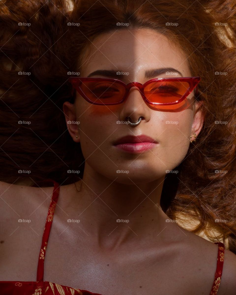 I would like describe this photo beautiful luxurious response girls