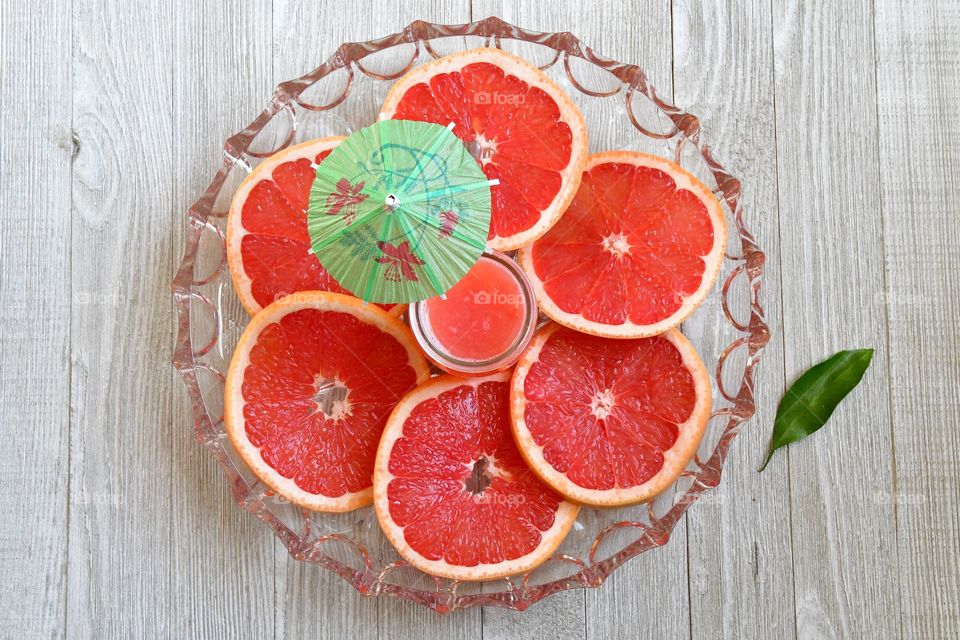 Grapefruit slices