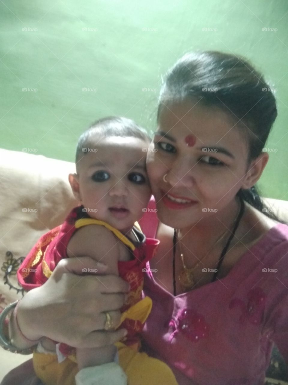 baby with mom