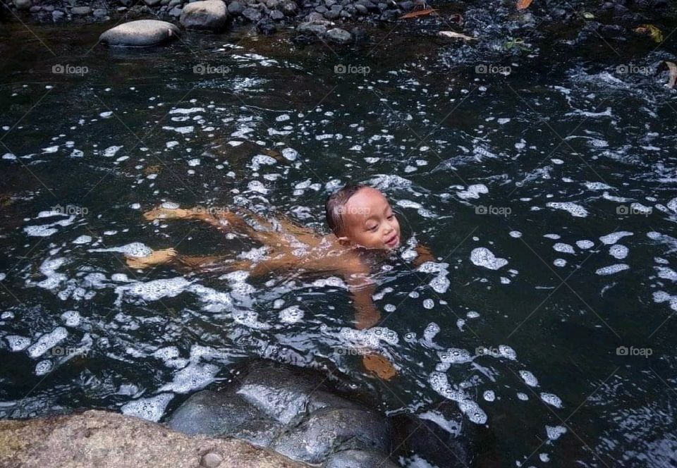 happy moments in childhood when I used to play in the river. 05,Desember,2019