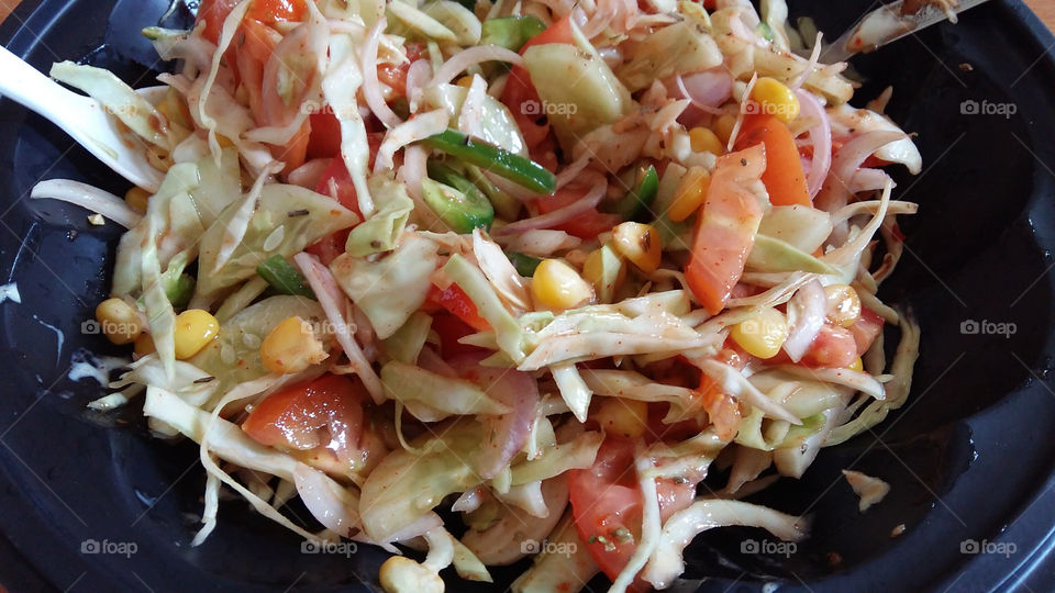 Salad..
# vegetarian #salad #eathealthy #fewlfit #feelfresh #vegan