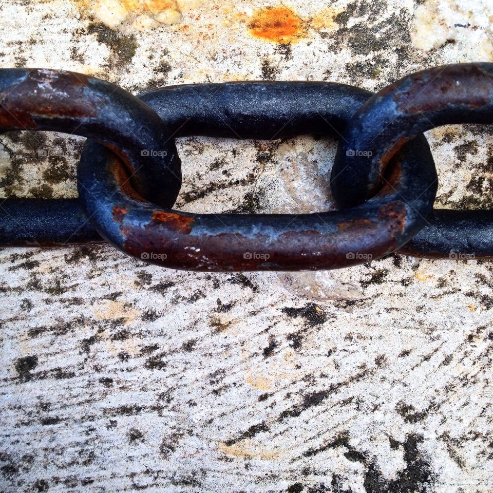 Close of a rustic chain