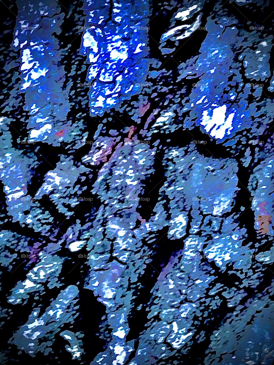 An abstract photograph of what can be interpreted by the viewers in their own ways as any objects they feel that they perceive. In an artistic sense, the photo is open to their own personal interpretations.