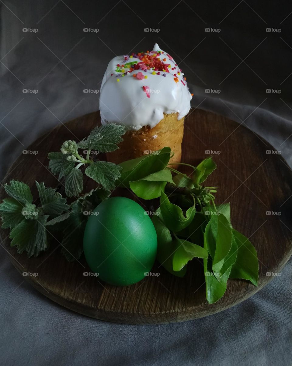 Easter cake and green egg
