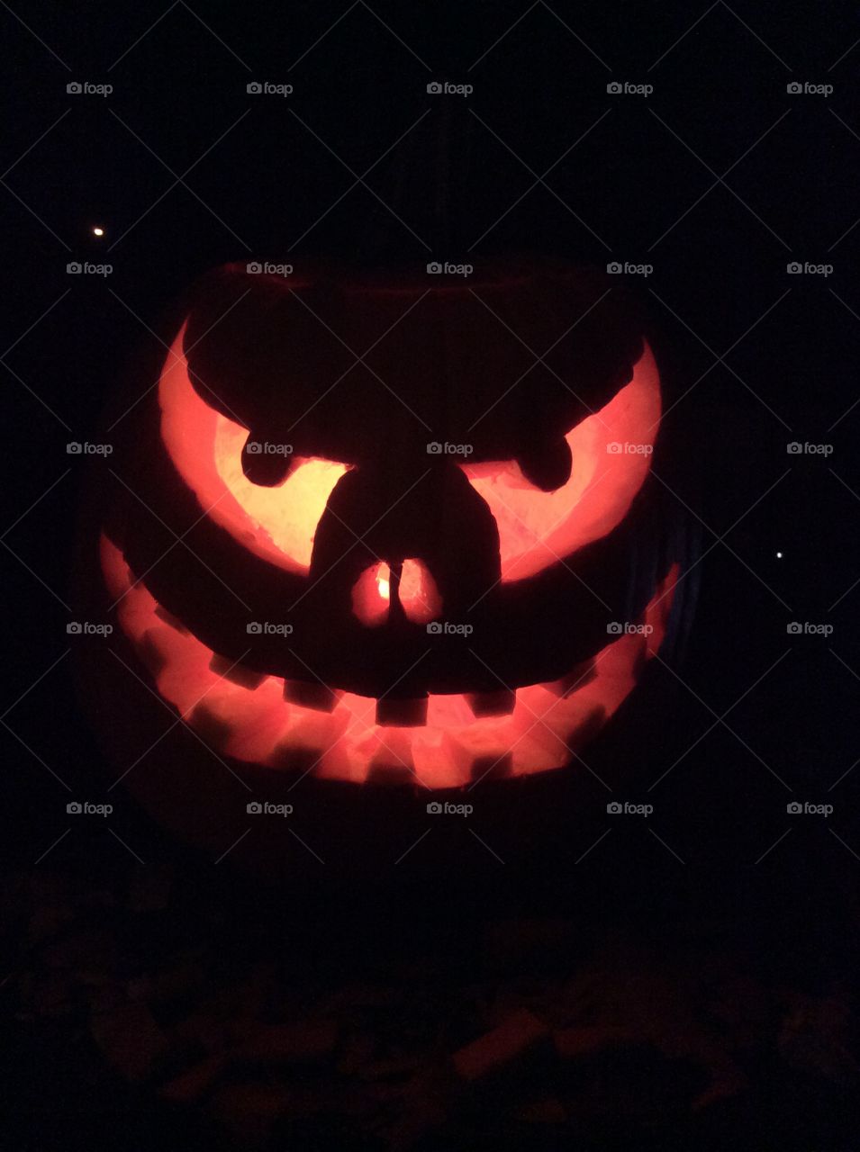 Jack O'lantern . Carving a 25kg pumpkin. 
