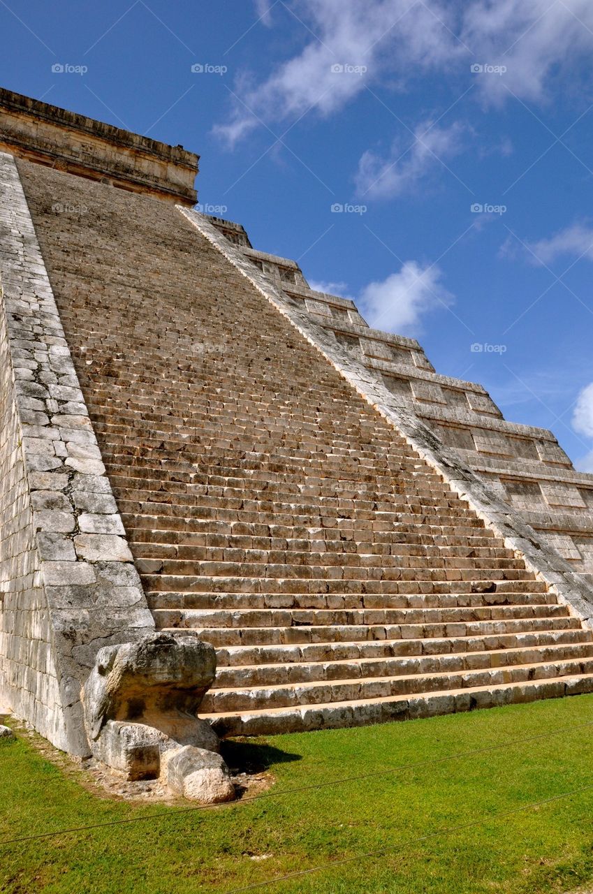 Chichen itza temple