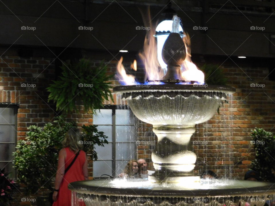 Fire flame fountain