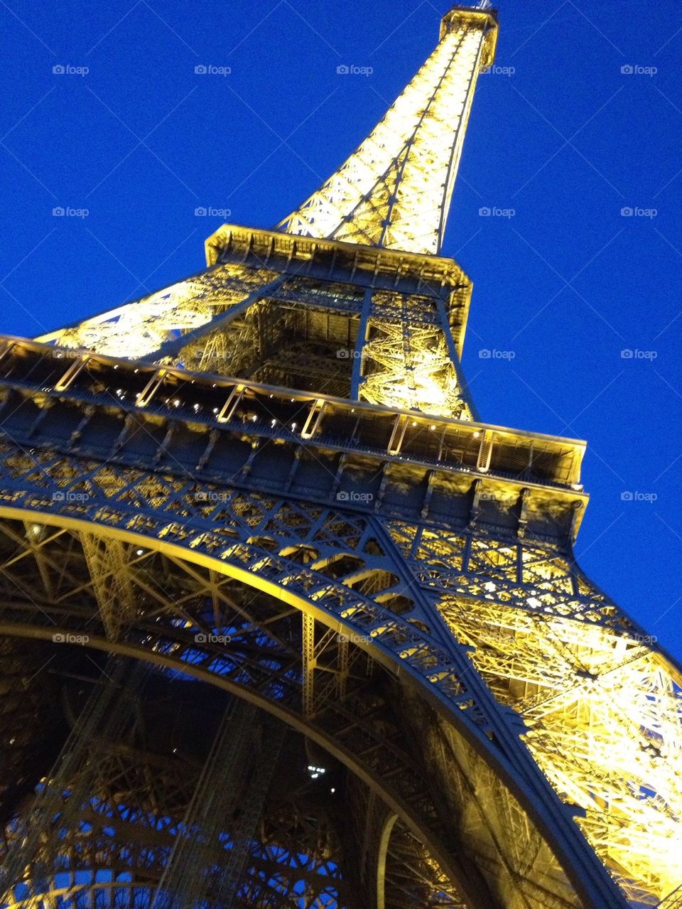 Eiffel tower at night