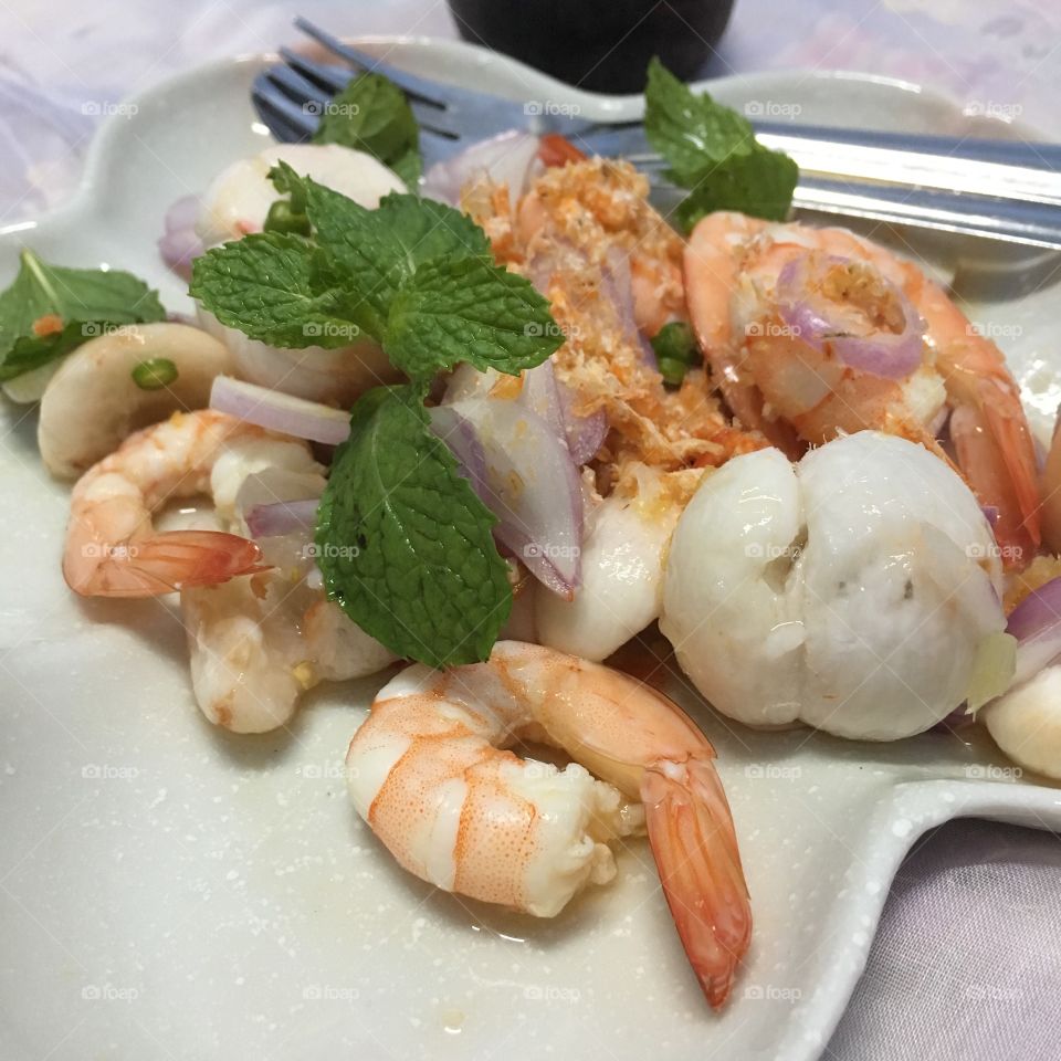 Mix mangosteen shrimp