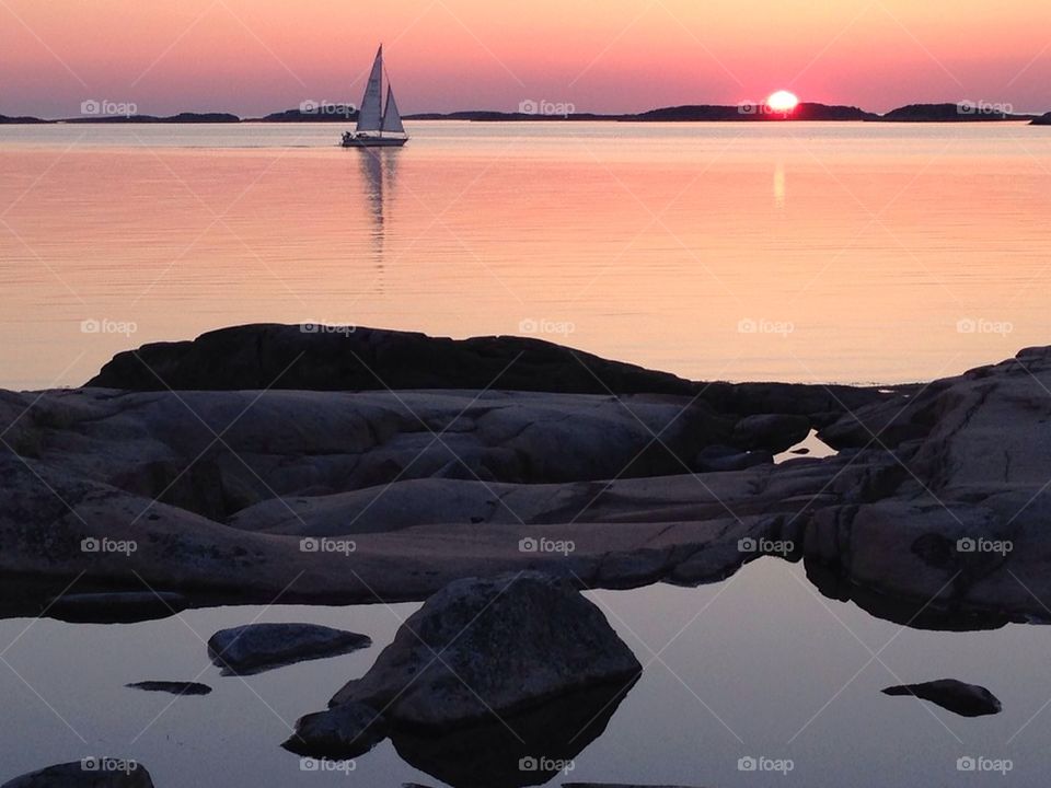 Scenics view of sea during sunset