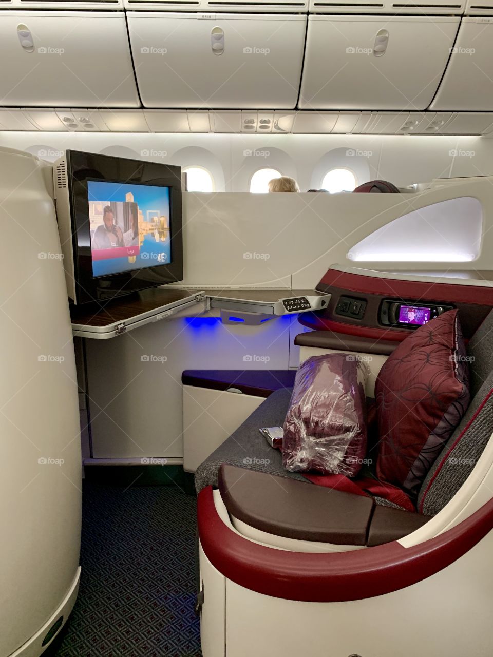 Qatar Airways Boeing 787-9 business class seat 