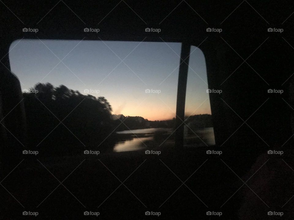 Lake side sunset 🌅