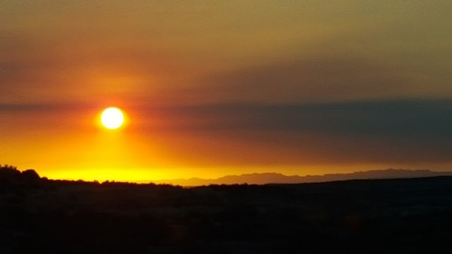 Sunrise over Navajo Lake