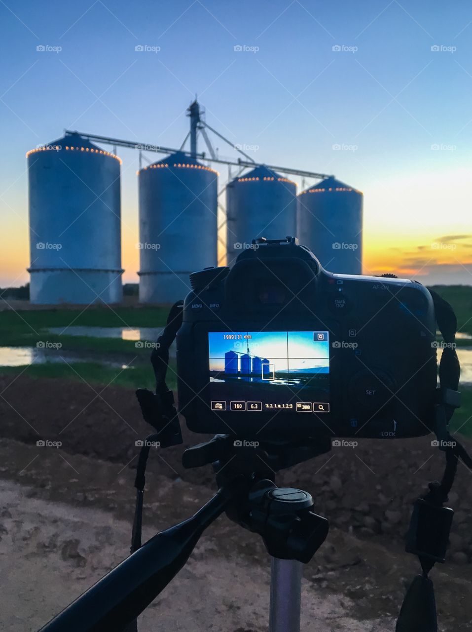 Morrison Ranch abandoned silos