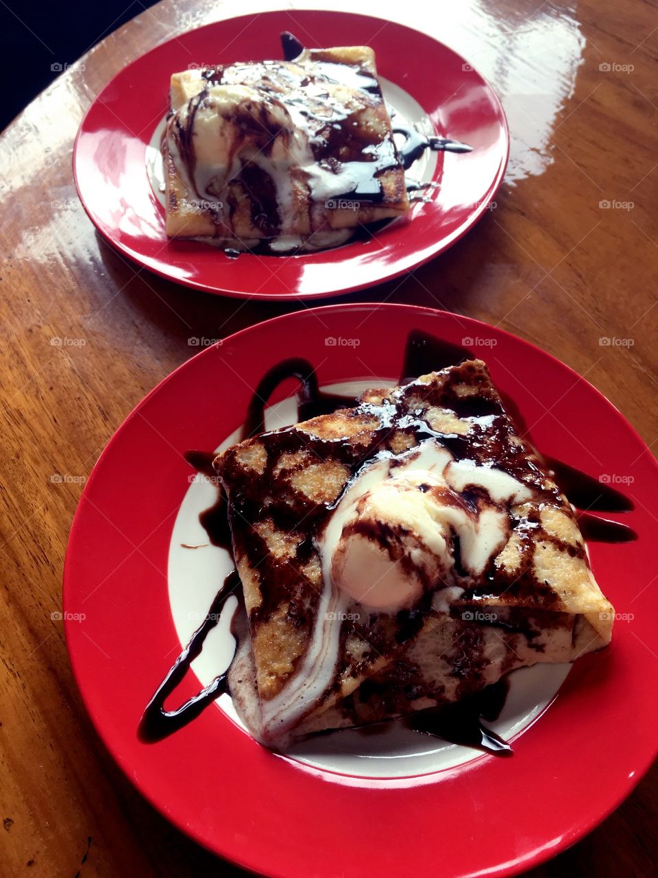 Crepes with a friend