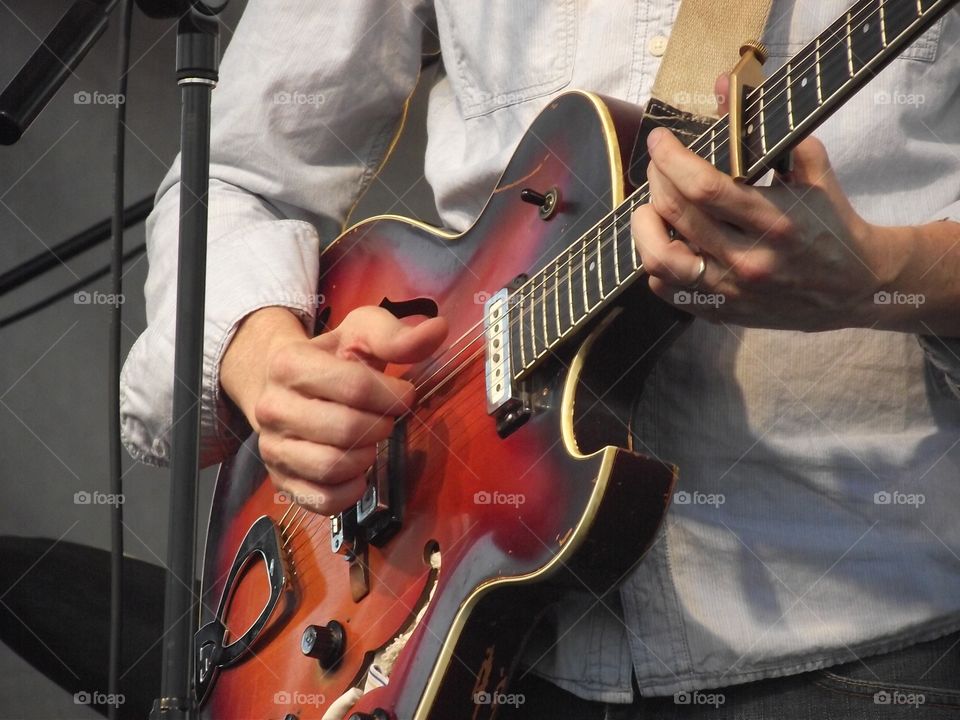 Close up guitar 
