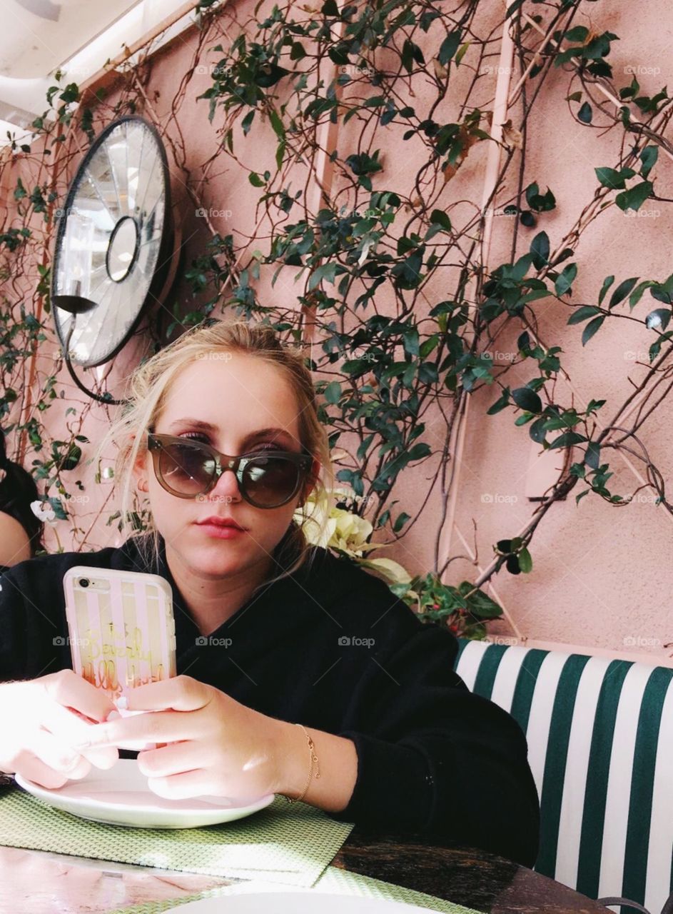 Moody brunch in Beverly Hills 