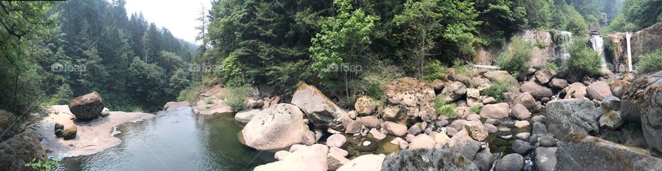 Panoramic Oregon waterfall 