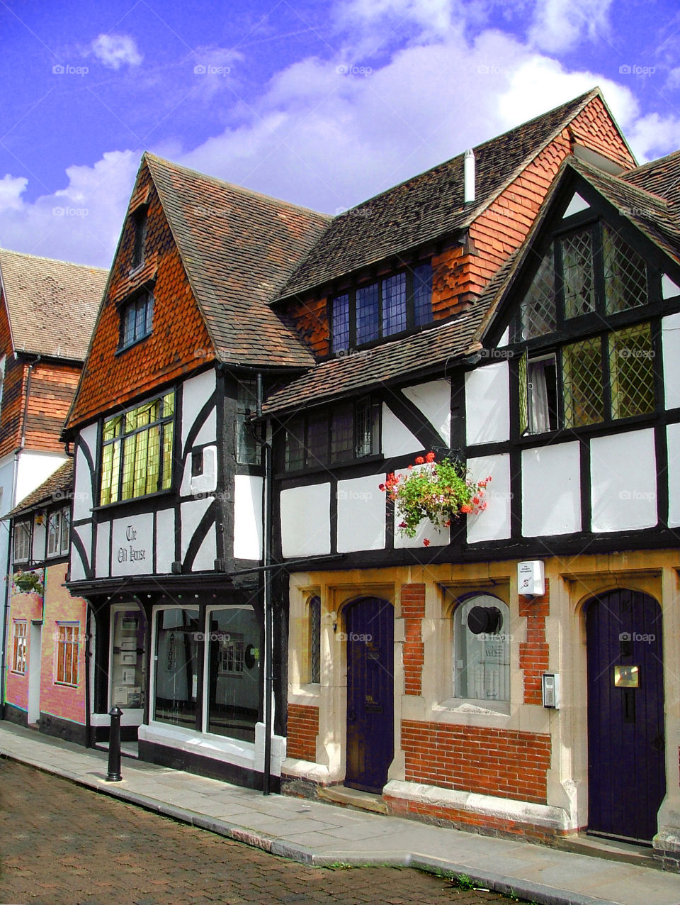 travel england. pueblo godalming by antoredo