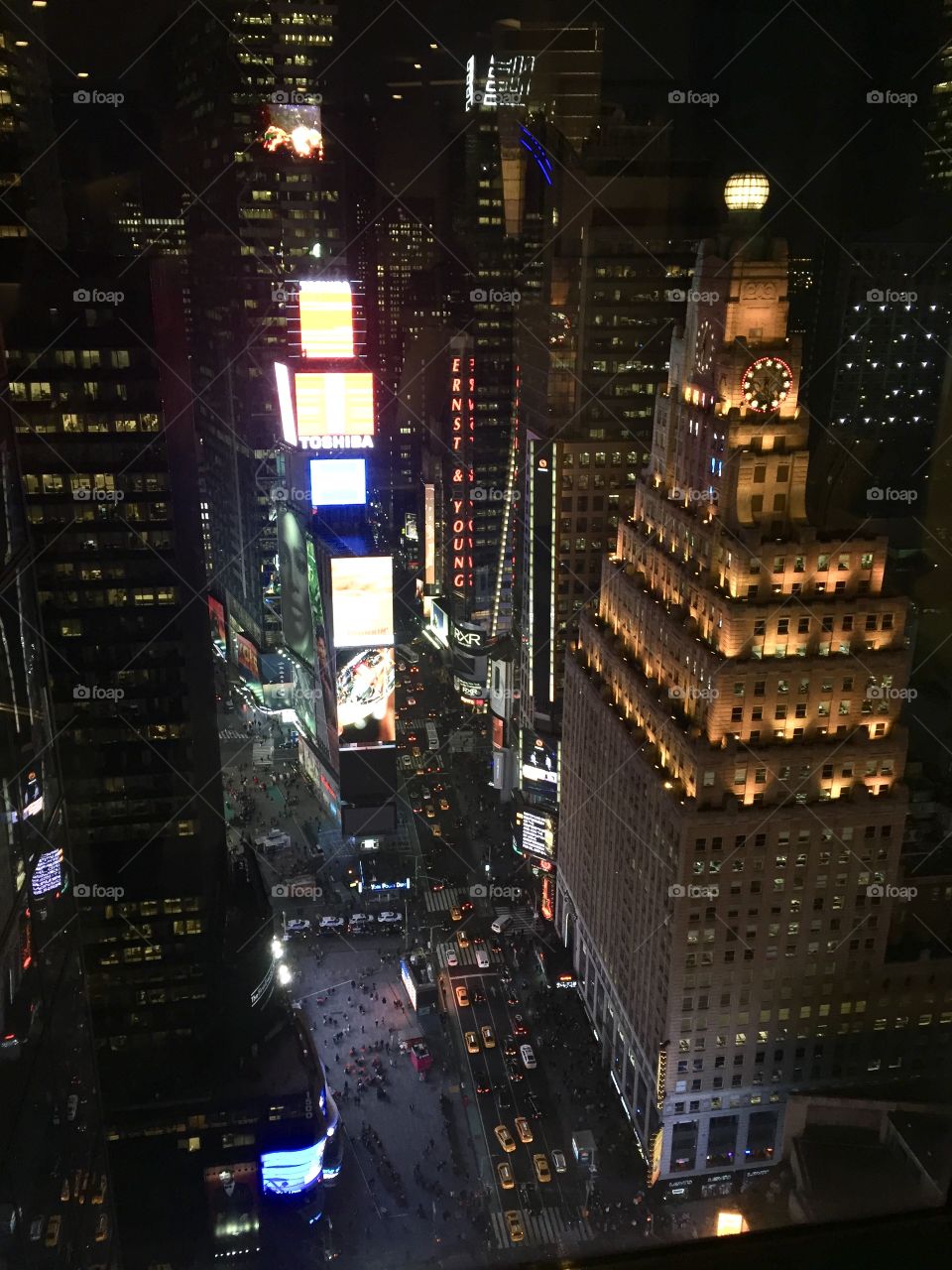  A Roofing Expedition in Times Square NYC
