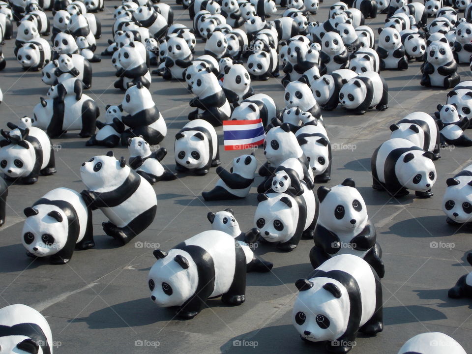 panda sculptures. panda sculpture in thailand
