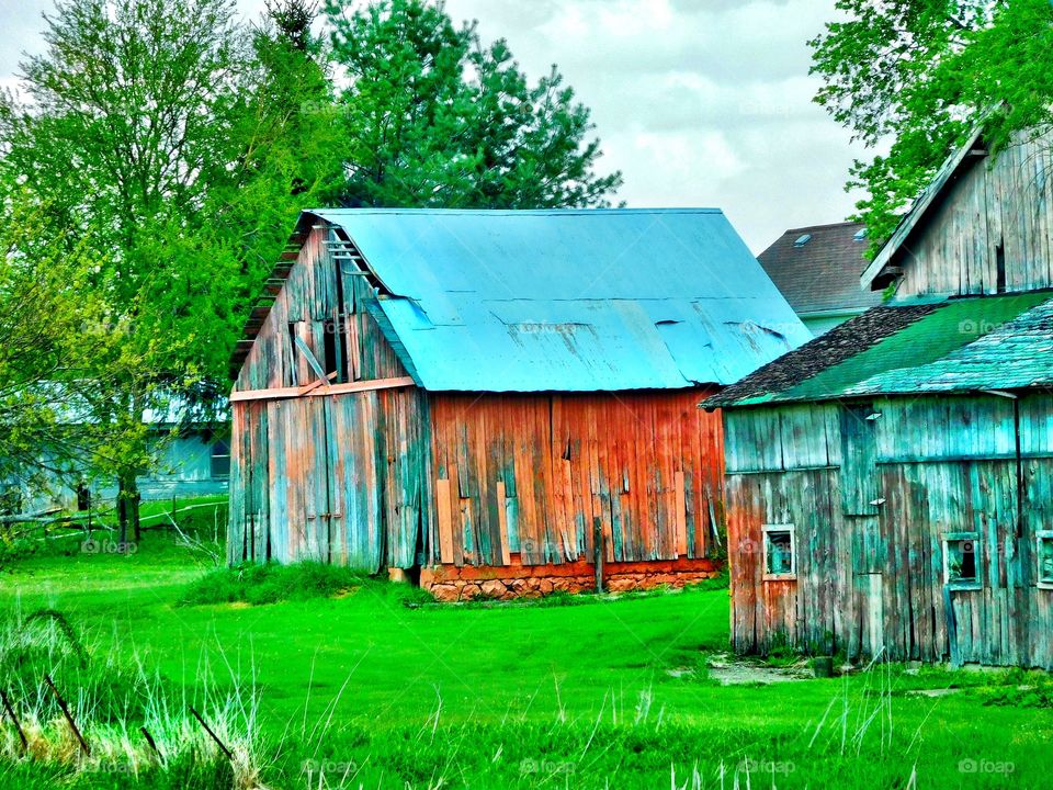 Old farm and barns in Indiana 