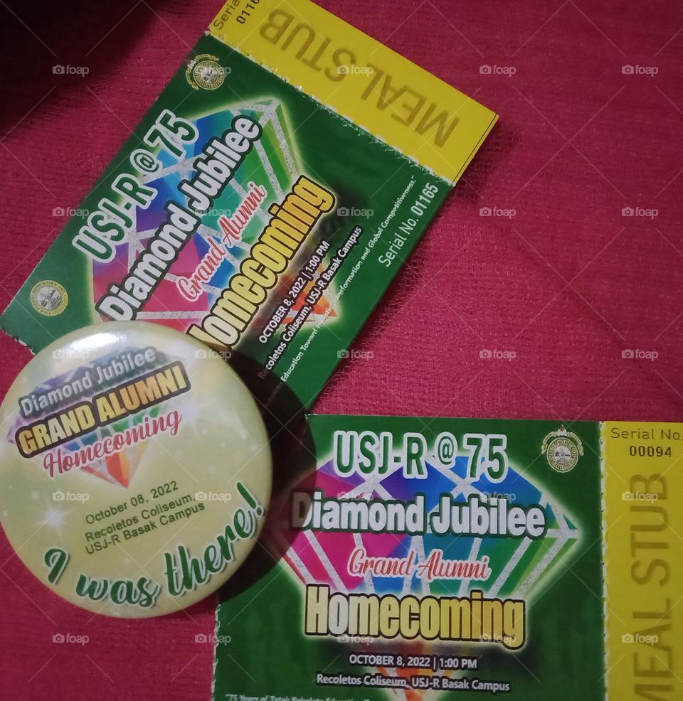#HOMECOMING ALUMNI,, IT IS VERY NICE AND ENJOYABLE TO SEE AND REMINISCE OLD 👨‍🎓COLLEGE CLASSMATES AND BATCHMATES,, WITH THIS VERY SIMPLE SOUVENIRS, HOW ABOUT YOU, ?