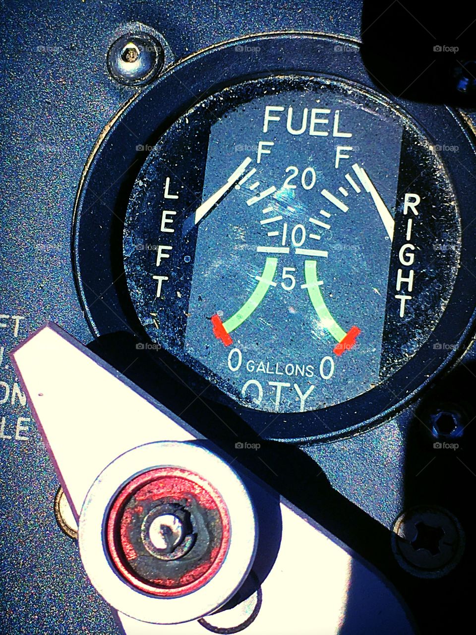 Double gas gauge