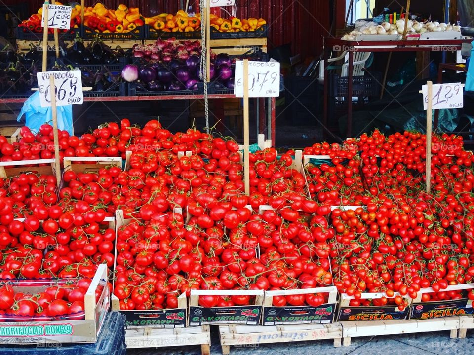 tomatoes at the market